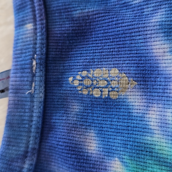 Free People Movement Ribbed T-Shirt Hand Tie Dyed Blue and green - Picture 3 of 8